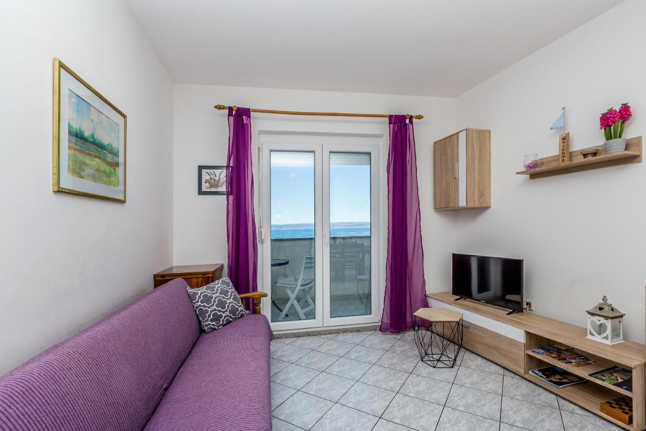 Private Accommodation Stara Baska Exterior photo
