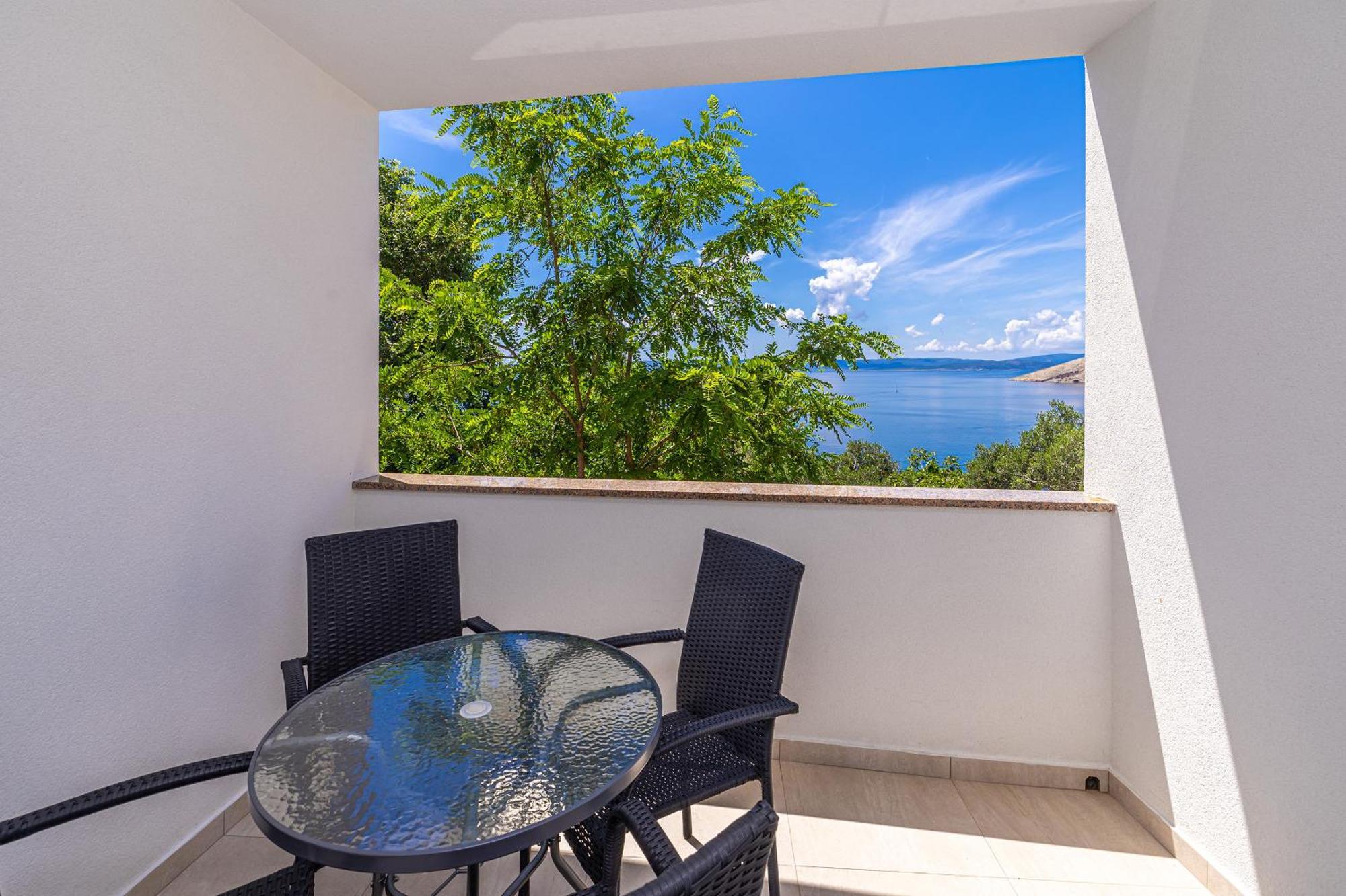 Private Accommodation Stara Baska Exterior photo